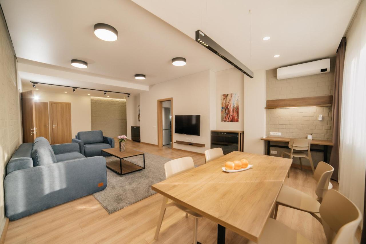 Solutel Apartments-34 Бишкек Экстерьер фото